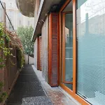 The Best Rent - One-Bedroom Apartment Near Crocetta